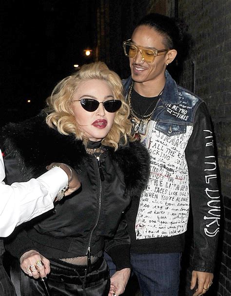 is madonna dating